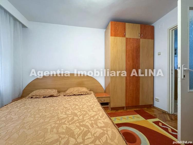 Apartament cu 3 camere decomandat în Progresul