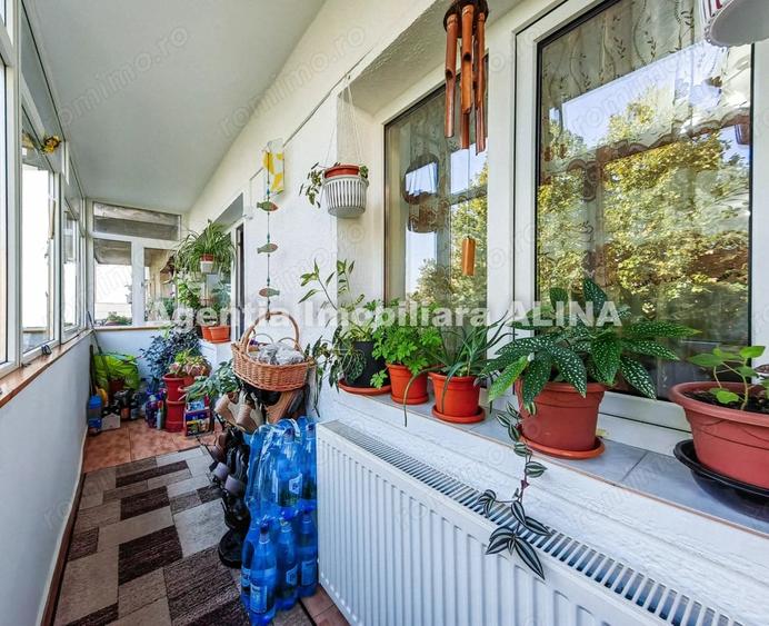 Apartament cu 2 camere decomandat în Decebal