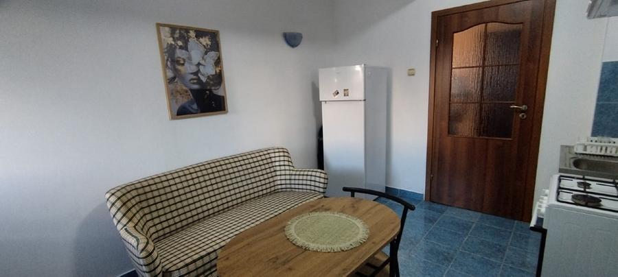 Garsonieră decomandată, mobilată în Central