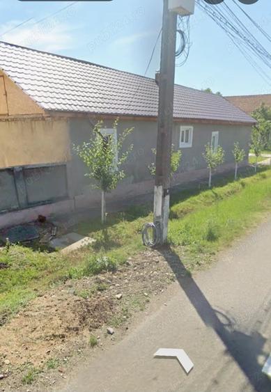 Casă cu 4 camere cu Teren 521 Mp în Central