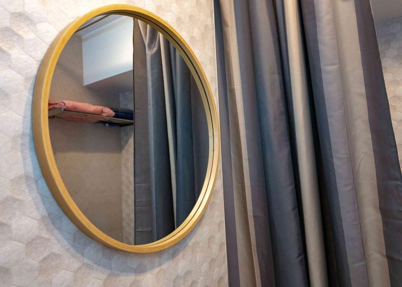 Apartament cu 3 camere decomandat în Victoriei