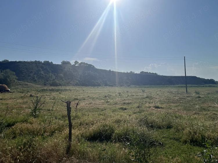 Teren de 1500 mp, în Victoria