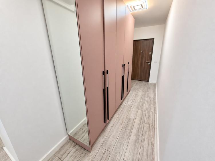Apartament cu 3 camere decomandat, mobilat în Ștefan cel Mare