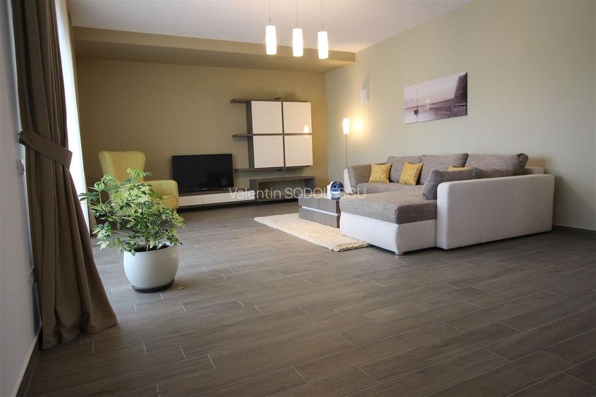 Apartament cu 3 camere de închiriat în zona Nord