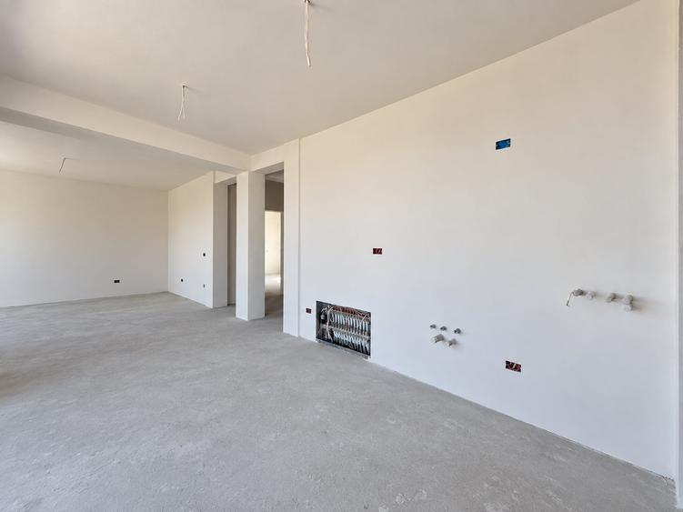 Penthouse cu 3 camere decomandat în Giroc