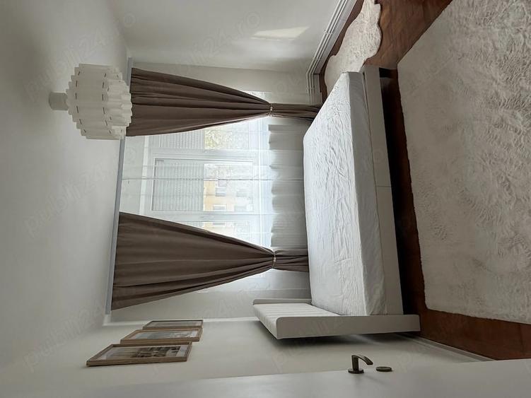 Apartament cu 3 camere semidecomandat în Central