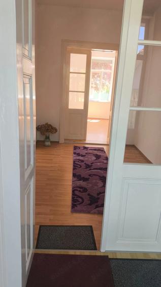 Casă cu 6 camere cu Teren 1892 Mp în Central