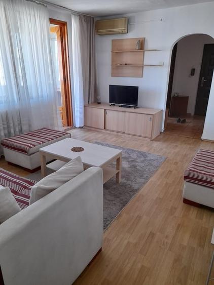 Apartament cu 3 camere în Colentina
