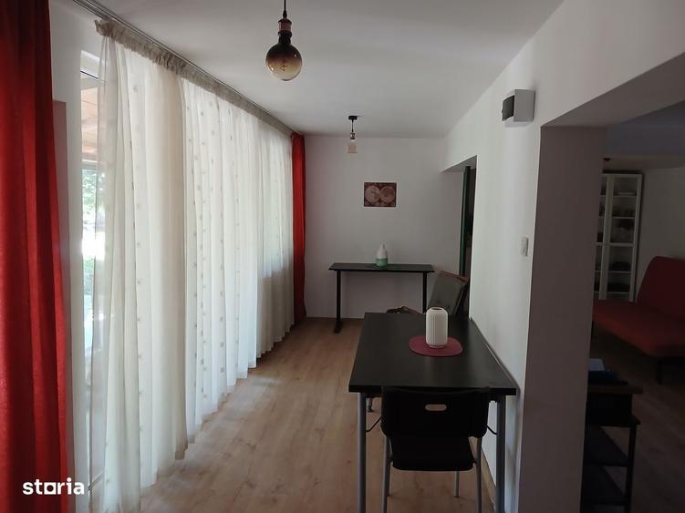 Casă cu 4 camere în Sud