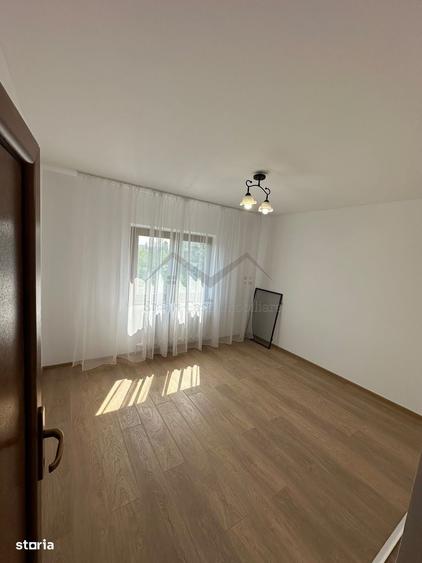 Apartament cu 3 camere decomandat în Dacia