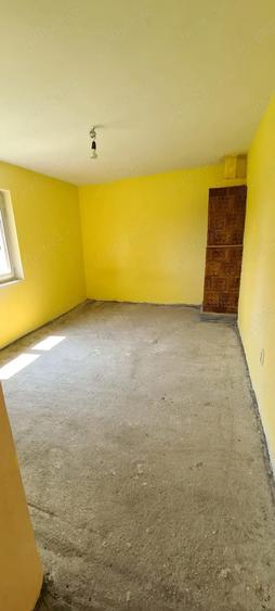 Proprietate unica la marginea ora?ului Targu Jiu Casa solida P+1 + teren intravilan ?i extravilan - 7