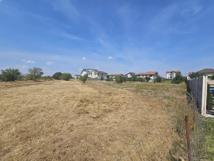 Teren Construcții intravilan de 1704 mp, în Braytim