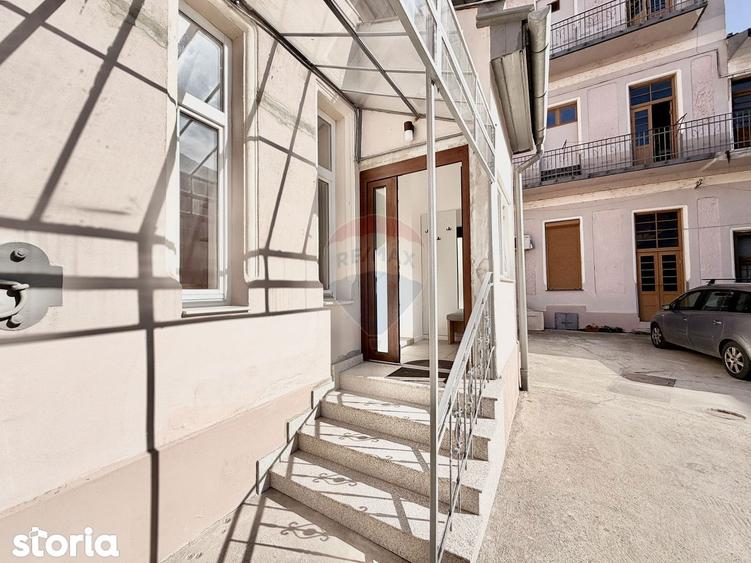 Apartament cu 2 camere, mobilat în Orașul Nou