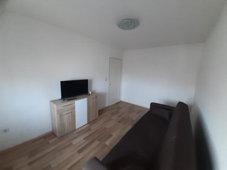 Apartament cu 2 camere decomandat, mobilat în Simion Bărnuțiu