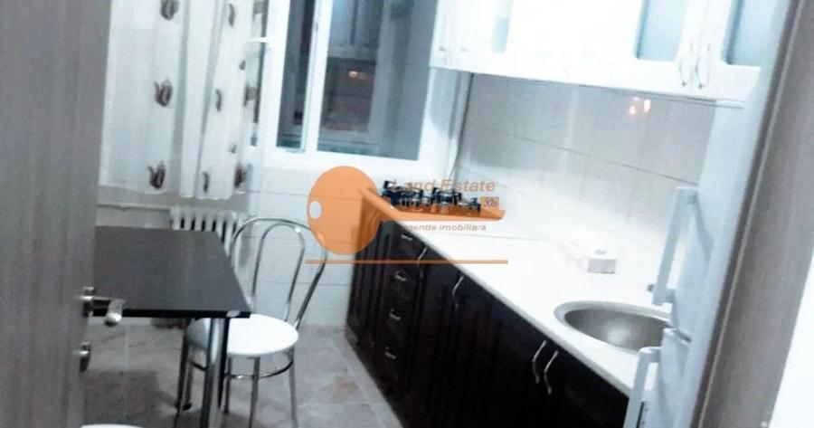 Apartament cu 2 camere semidecomandat, mobilat în Ștefan cel Mare