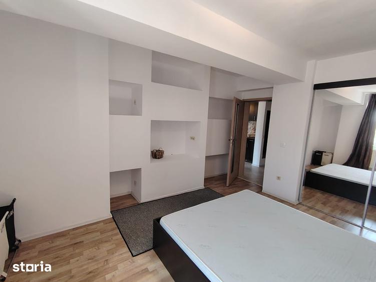 Apartament cu 2 camere în Micro 3