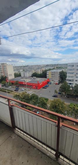 Apartament cu 2 camere decomandat în Vest