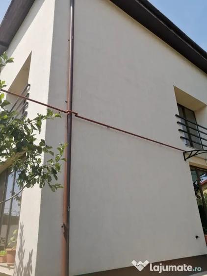 Casă cu 5 camere în Chiajna