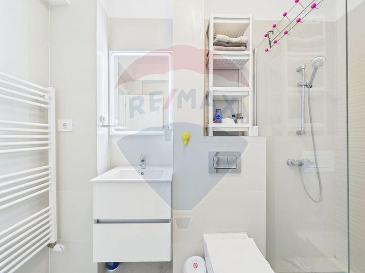 Apartament cu 2 camere decomandat, mobilat în Pipera