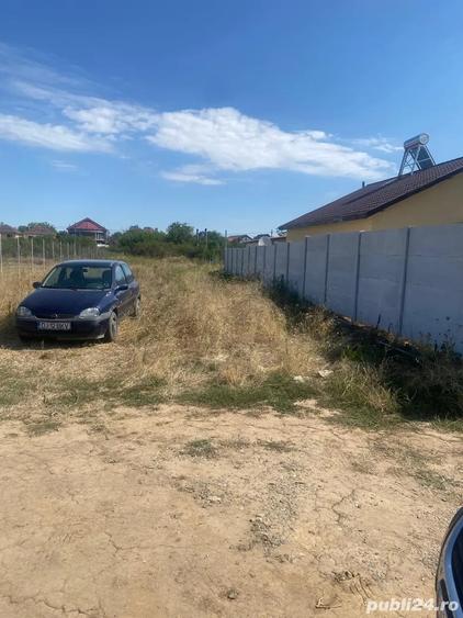 Teren de 700 mp, în Coșoveni