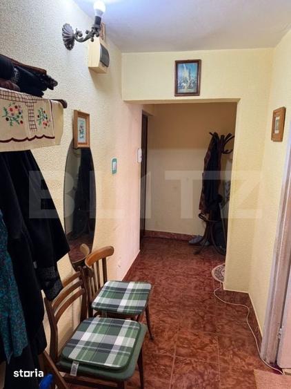 Apartament cu 3 camere semidecomandat în Central