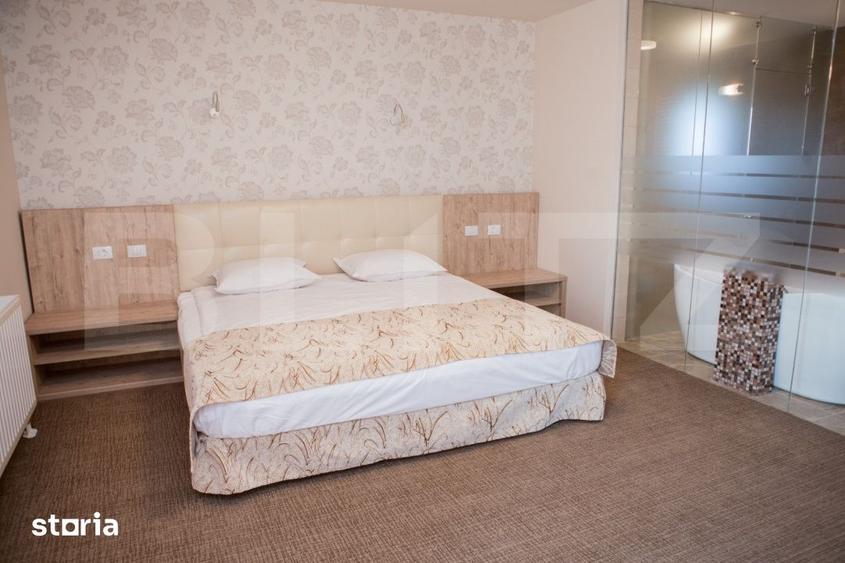 Casă cu 6 camere decomandat cu Teren 500 Mp în Ulmi