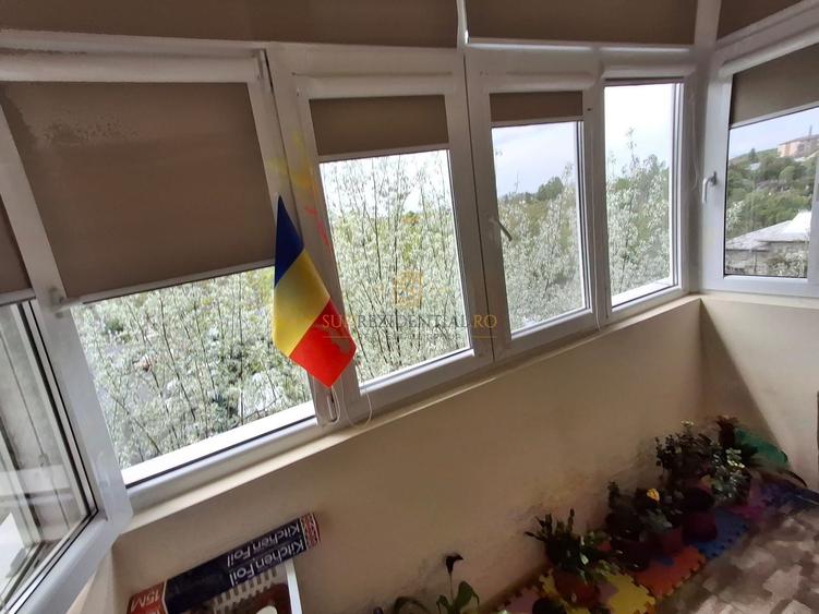 Apartament cu 2 camere semidecomandat în Central
