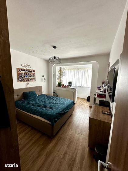 Apartament cu 4 camere decomandat în Circumvalațiunii