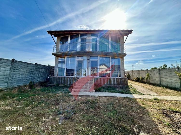 Casă cu 3 camere în Central