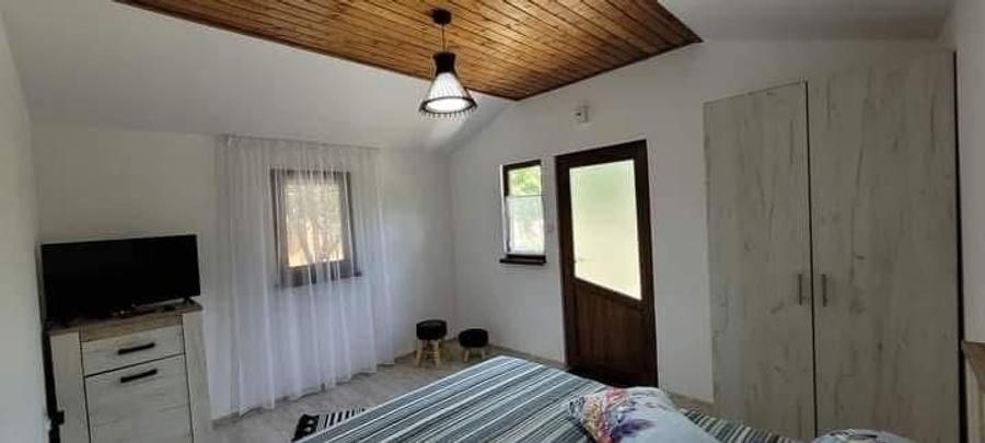 Casă cu 3 camere cu Teren 2700 Mp în Victoria