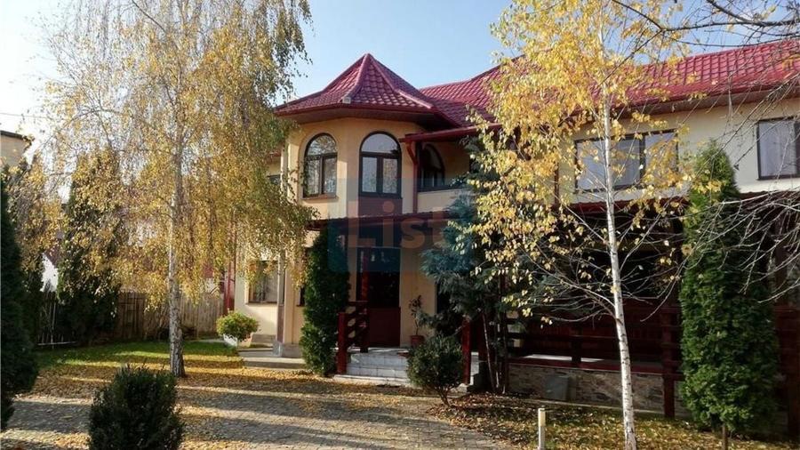 Casă cu 3 camere cu Canalizare în Dragoș Vodă