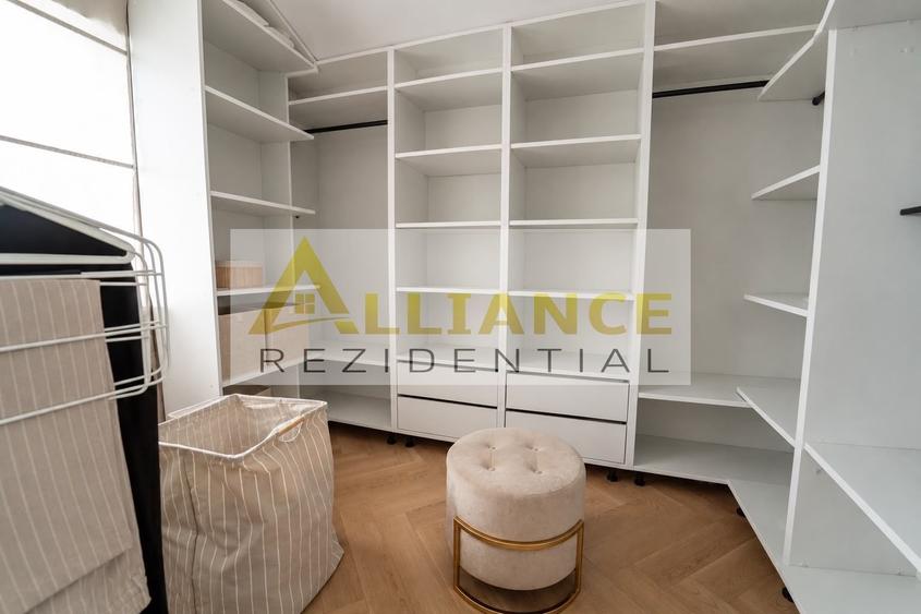 Casă individuală cu 4 camere cu Canalizare în Berceni