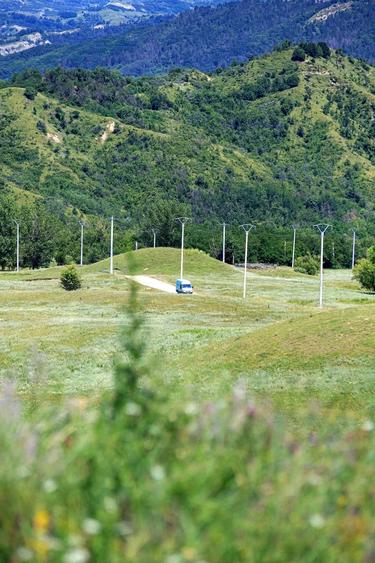 Teren de 8900 mp, în Deleni