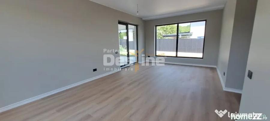 Casă cu 4 camere cu Teren 394 Mp în Miroslava