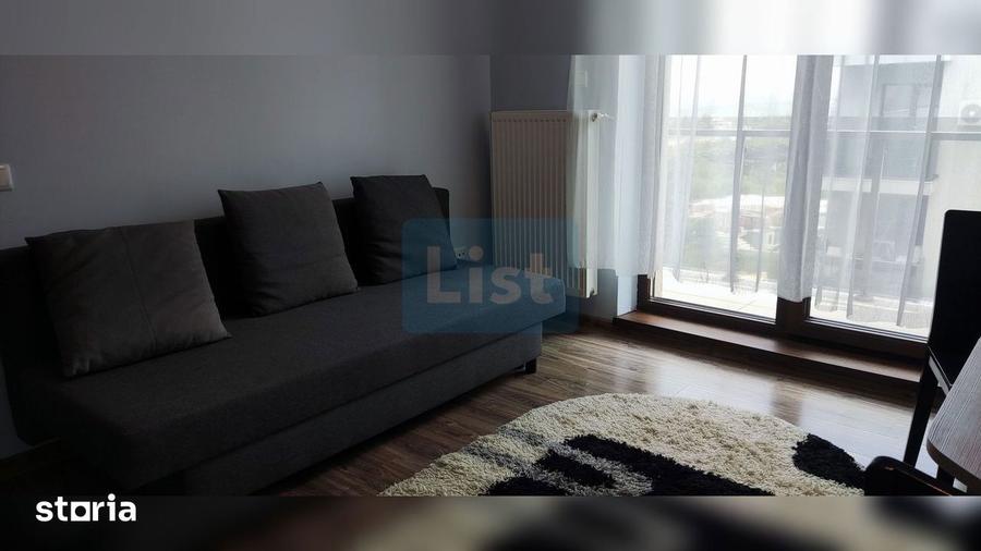 Apartament cu 3 camere decomandat în Europa