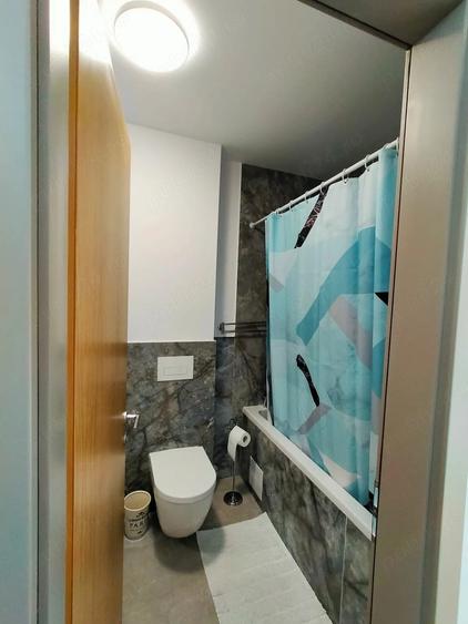 Apartament cu 2 camere decomandat în Complex Studențesc