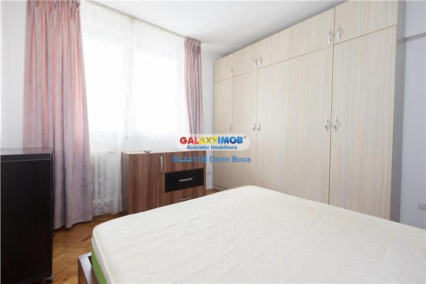 Apartament cu 2 camere decomandat, mobilat în Titan