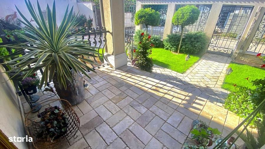Casă cu 4 camere cu Teren 481 Mp în Sânmartin