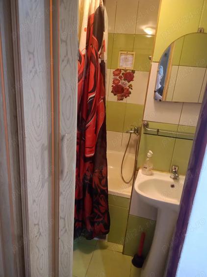 Garsonieră nedecomandată în Lipovei