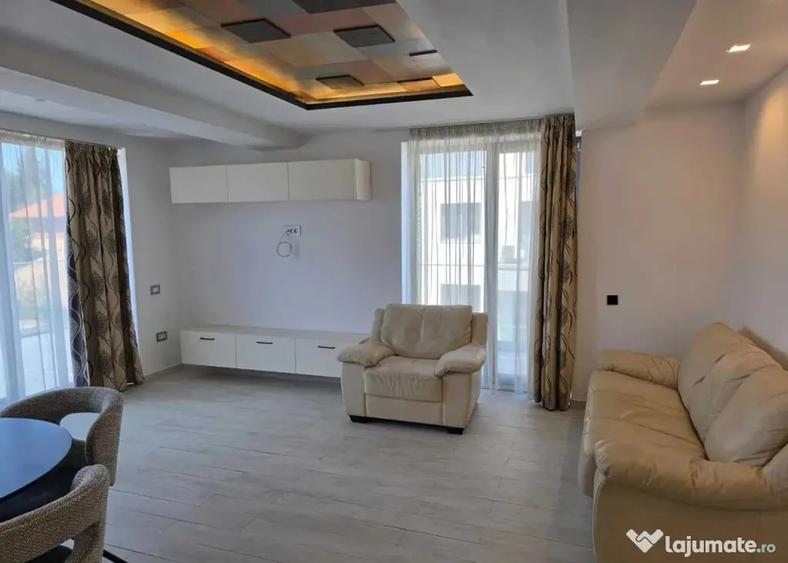 Apartament cu 2 camere decomandat în Centrul Istoric