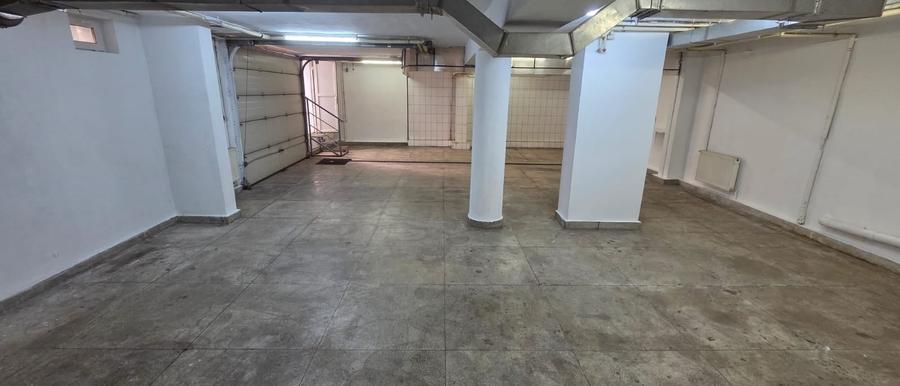 Spațiu comercial, de 137 mp, în Brașovul Vechi
