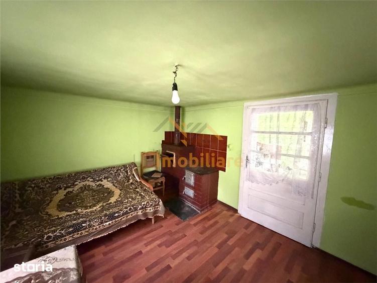 Casă cu 4 camere cu Teren 2846 Mp în Aștileu