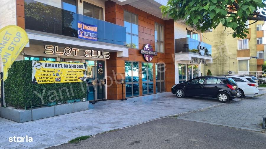 Spațiu comercial, de 220 mp, în Central