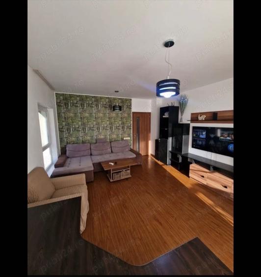 Apartament cu 2 camere decomandat în Păcii