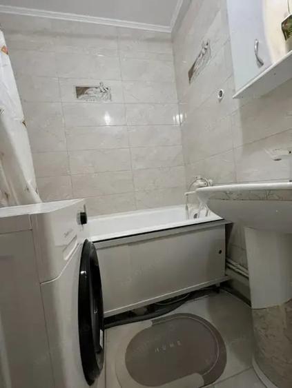 Apartament cu 2 camere decomandat în Griviței