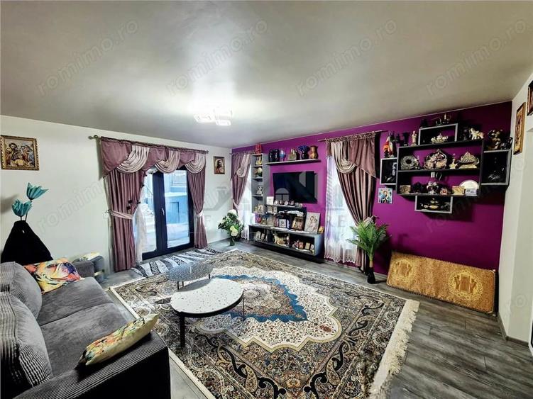 Casă cu 3 camere cu Teren 400 Mp în Filiași