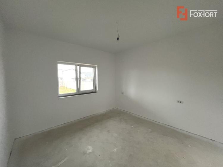 Casă individuală cu 3 camere cu Teren 640 Mp în Moșnița Nouă