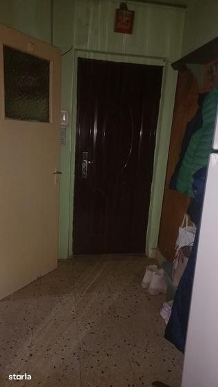 Titan-aleea Postavarului-bloc 4 etaje - 7