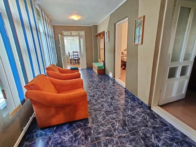 Casă cu Teren 800 Mp în Costi