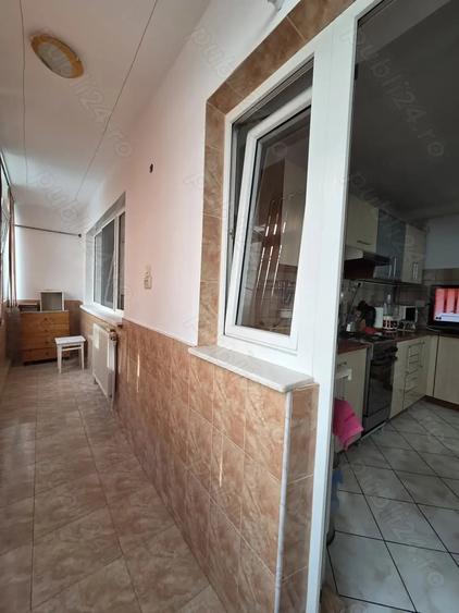 Apartament cu 2 camere decomandat în Radu Negru